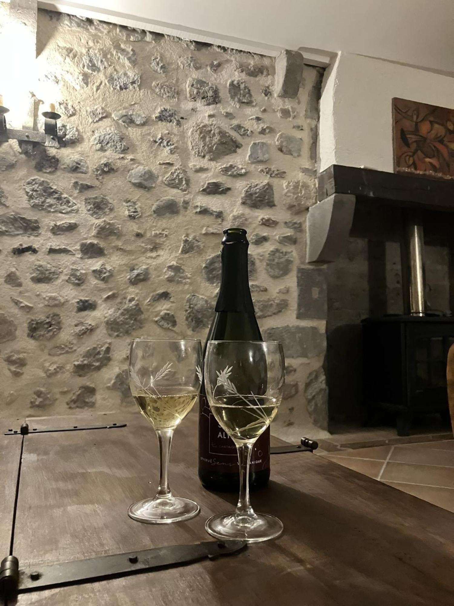 Maison De Varennes Chambon-sur-Lac Quarto foto
